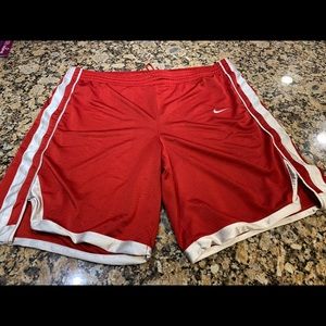 Men’s Red Basketball Nike Shorts Size XL
